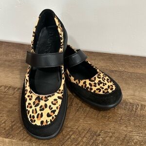 Hotter Women's Hope Mary Jane
Black Suede Leopard Fur Calf Hair
Flat. Women's 7